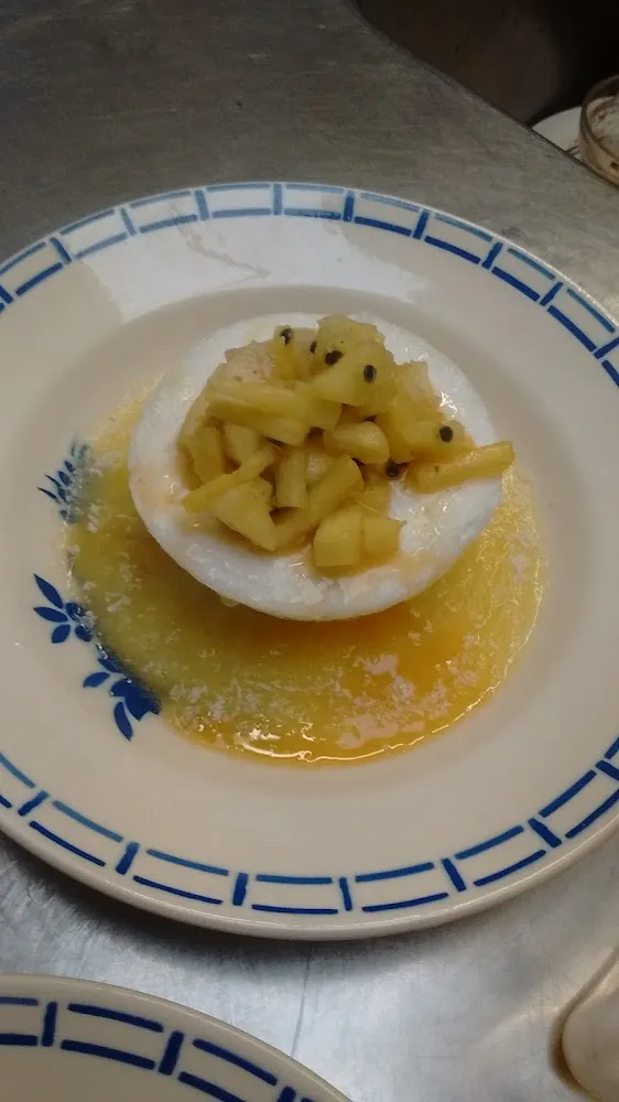 Ile Flottante Revisitée Aux Fruits Exotiques